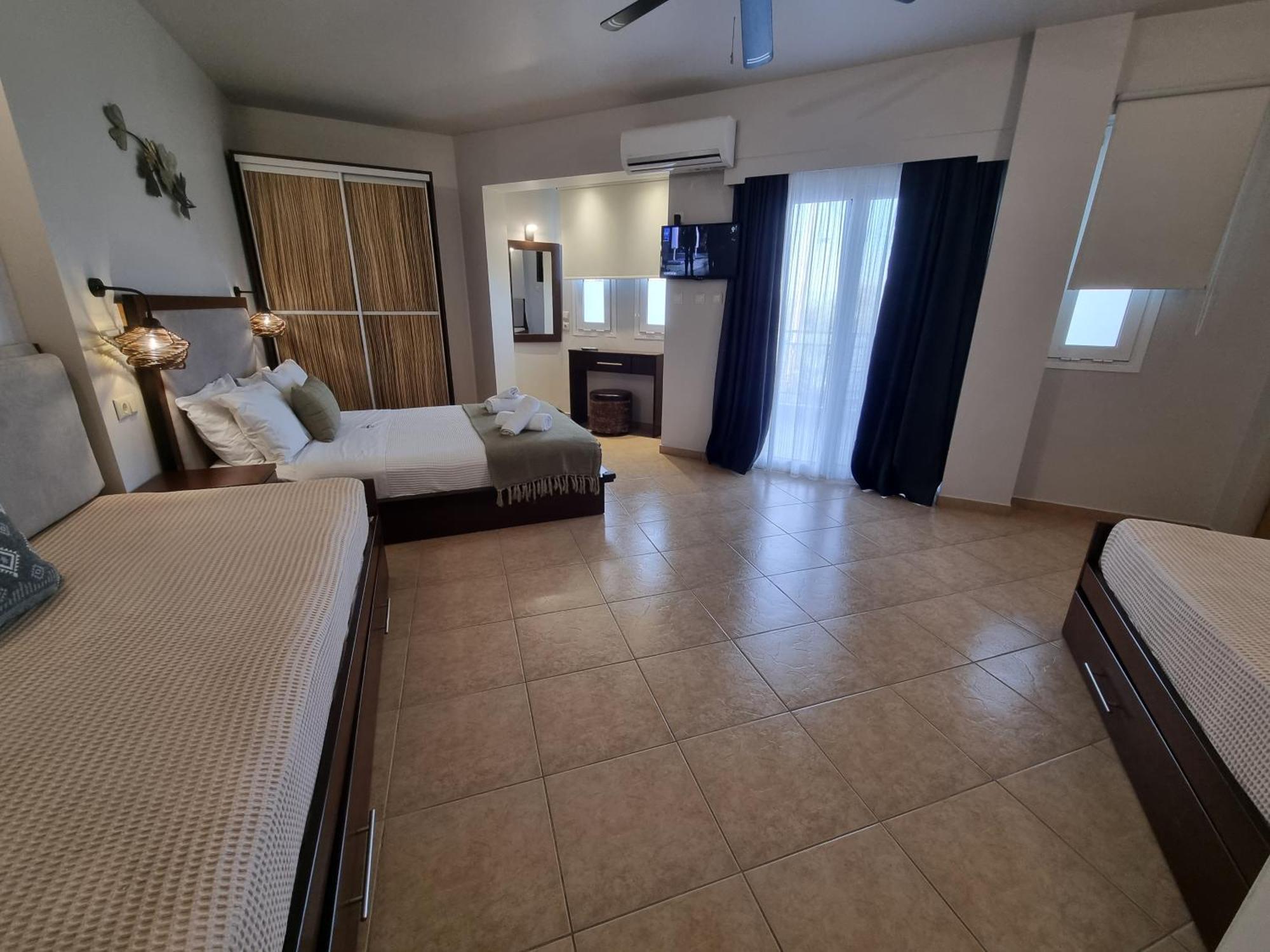 Greenhill Holiday Suites Sarti Exterior photo